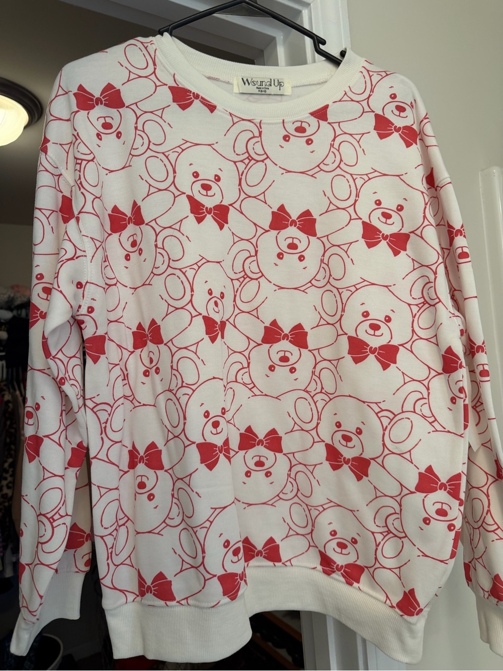 New Wound Up White Sweatshirt with Red Bear Bow Print Size Medium